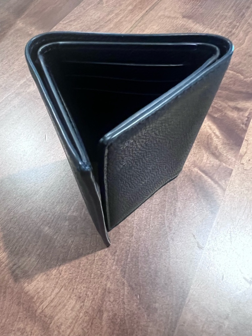 Coach Black Pebbled Leather Trifold Wallet NWT - Picture 2 of 3